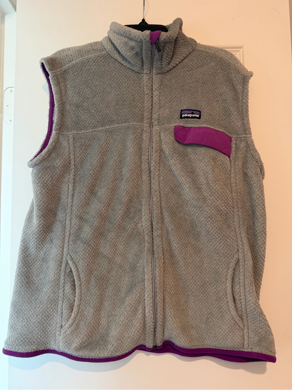 Patagonia Women’s XL Polartec Thermal Pro Gray Purple Fleece Vest Full Zip